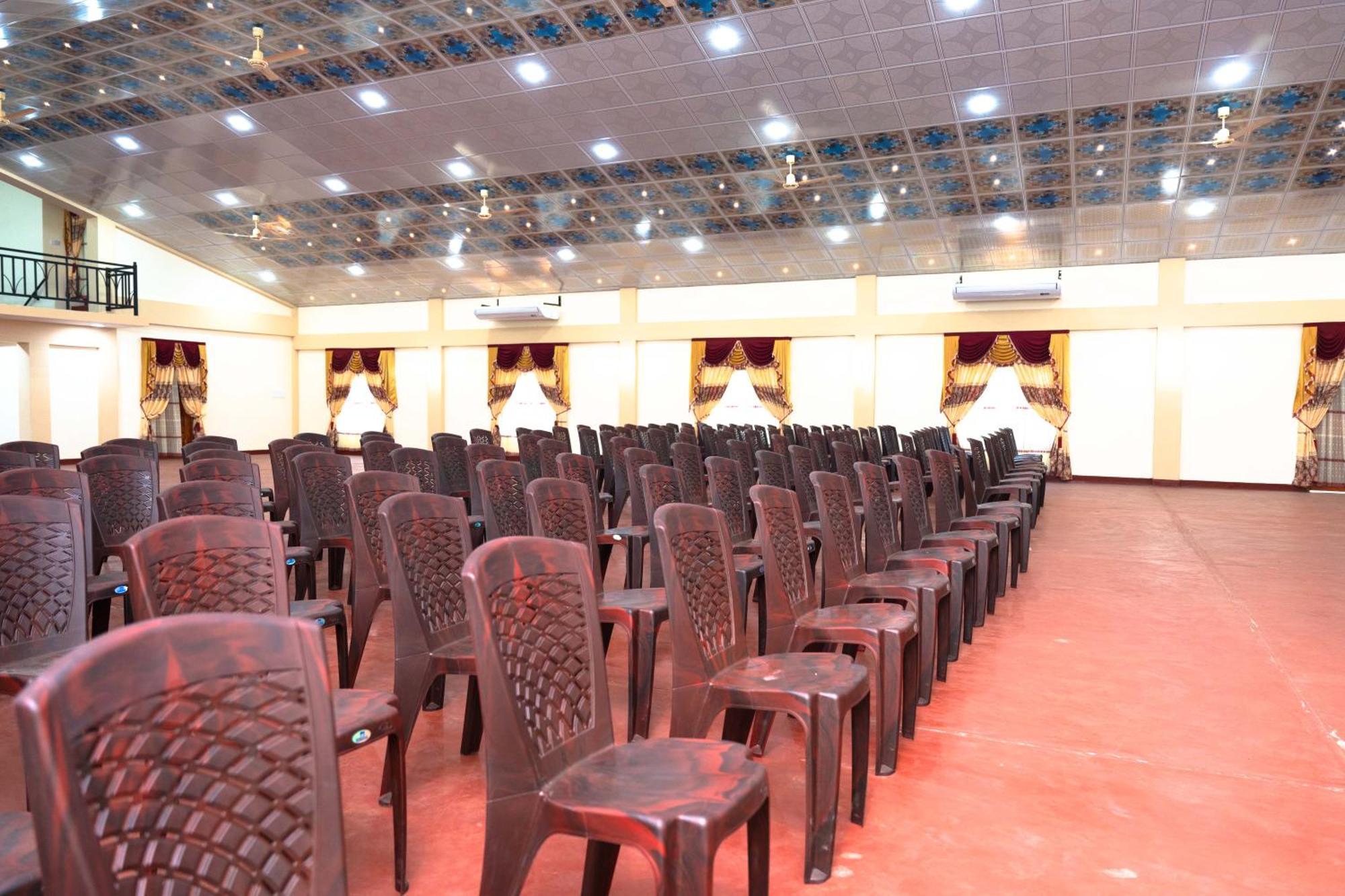 Pgs Hall จาฟนา ภายนอก รูปภาพ